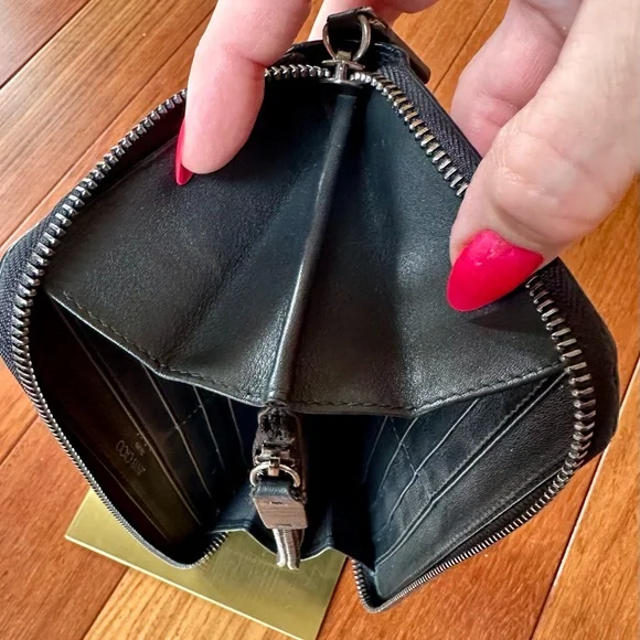 Jimmy Choo Filipa Star-Studded Zip-Around Long Leather Wallet - Picture 12 of 13